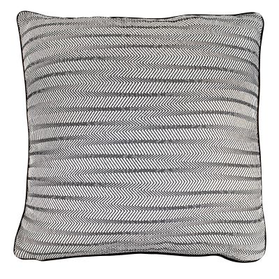 BREDA | Funda de cojín con estampado líneas zigzag negro y blanco (60 x 60 cm)